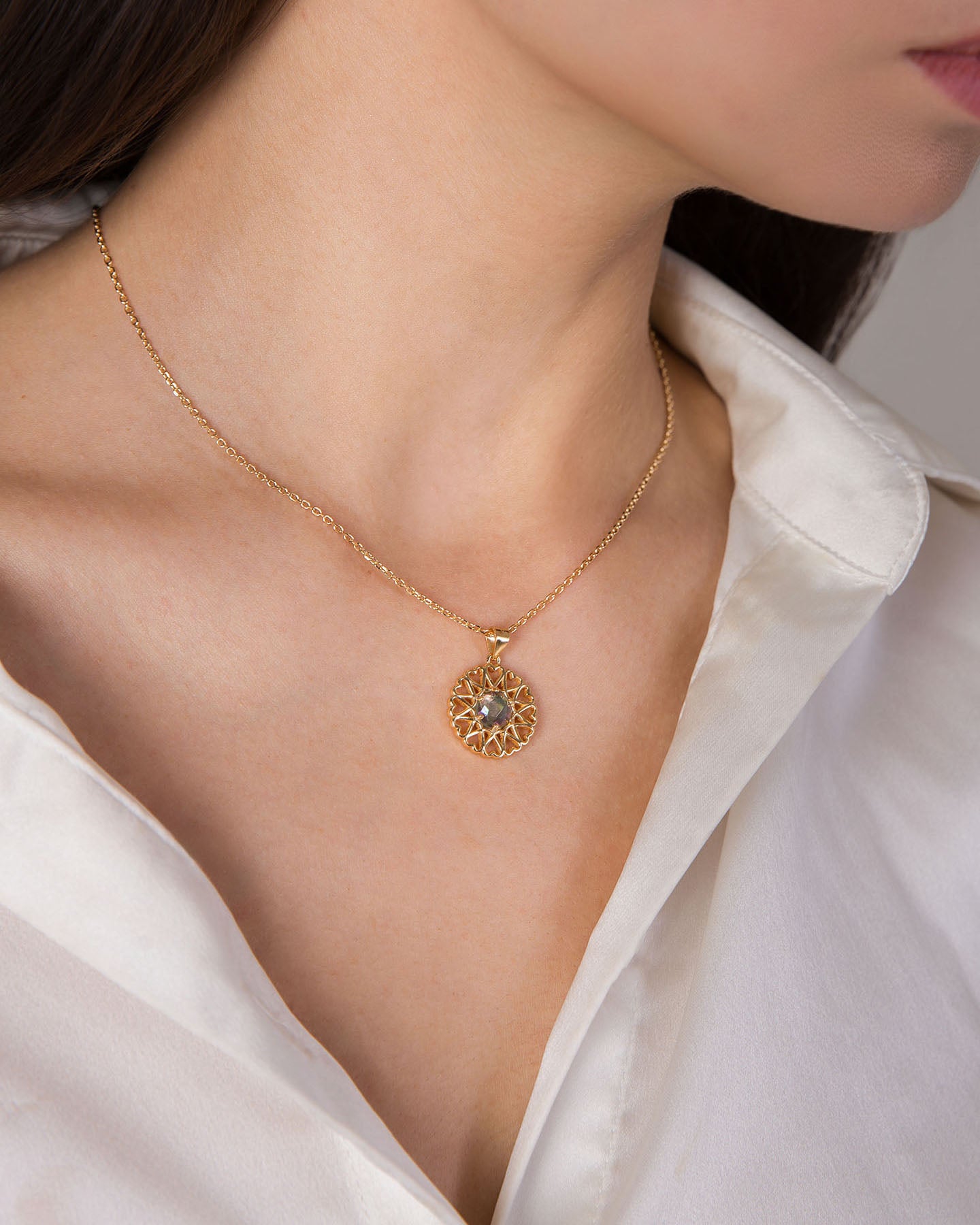 amoare small twelve heart gold plated pendant with rhinestone centerpiece