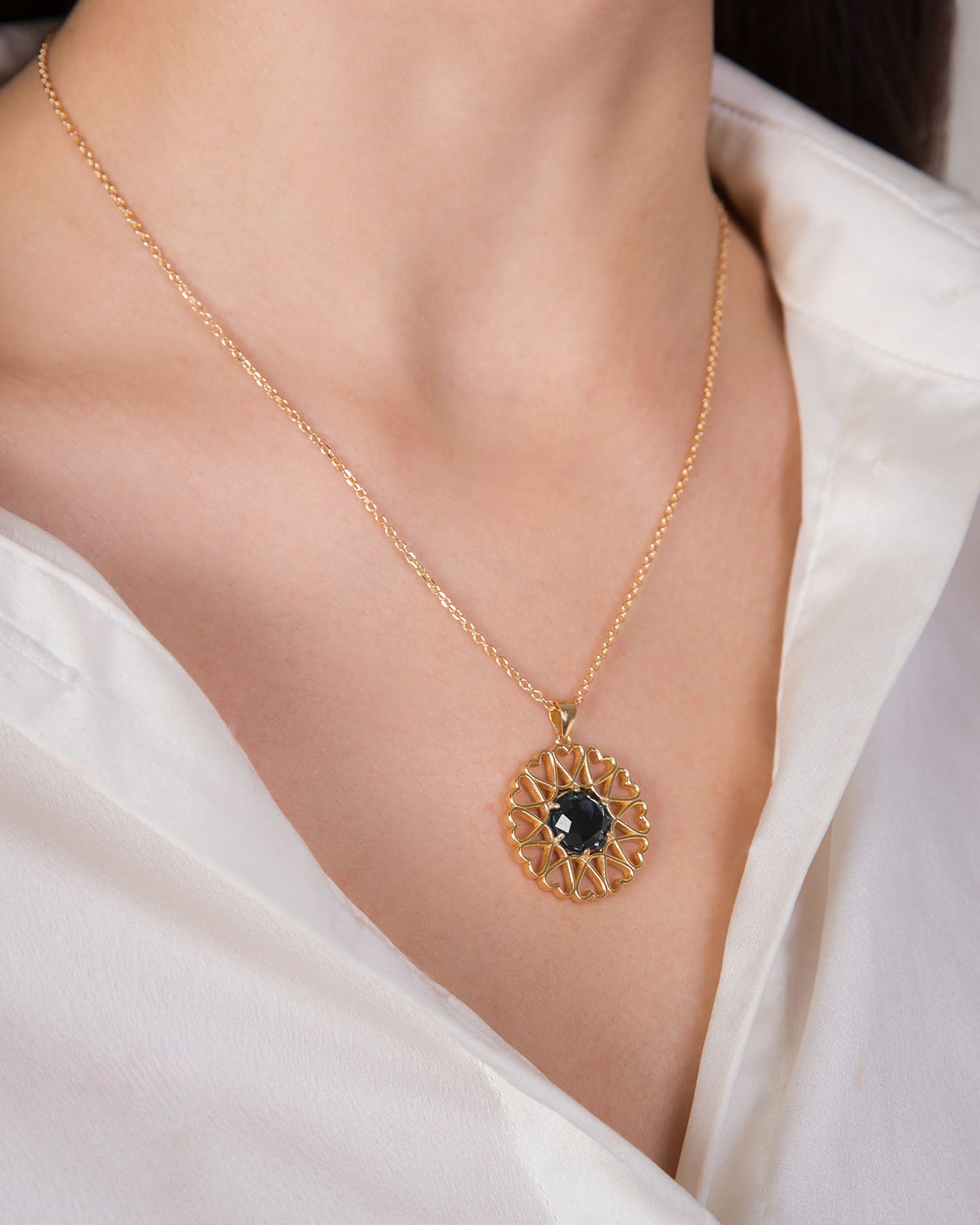 amoare twelve heart large gold plated silver pendant with onyx color zirconia