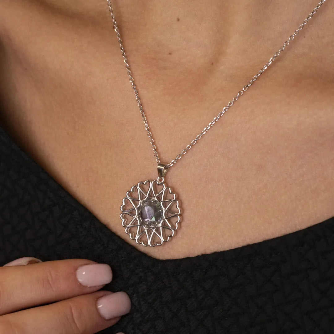 Amoare - Amoare® Paris Large Necklace in Sterling Silver - Rhinestone on model