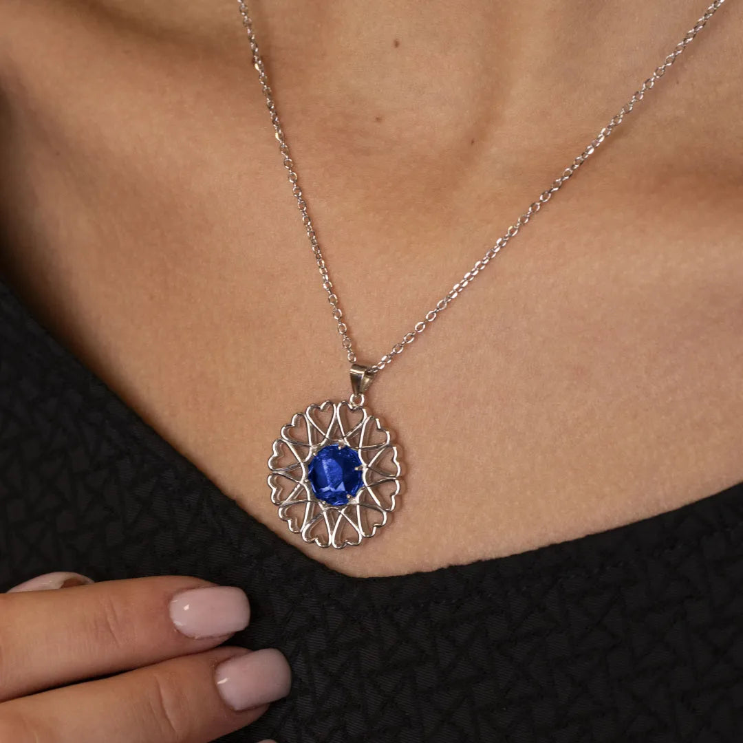Amoare - Amoare® Paris Large Necklace in Sterling Silver - Sapphire Blue on model
